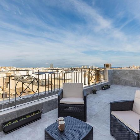 Terrace View-Stylish Two Bedrooms Fully Ac-Wifi Penthouse مسيدا المظهر الخارجي الصورة