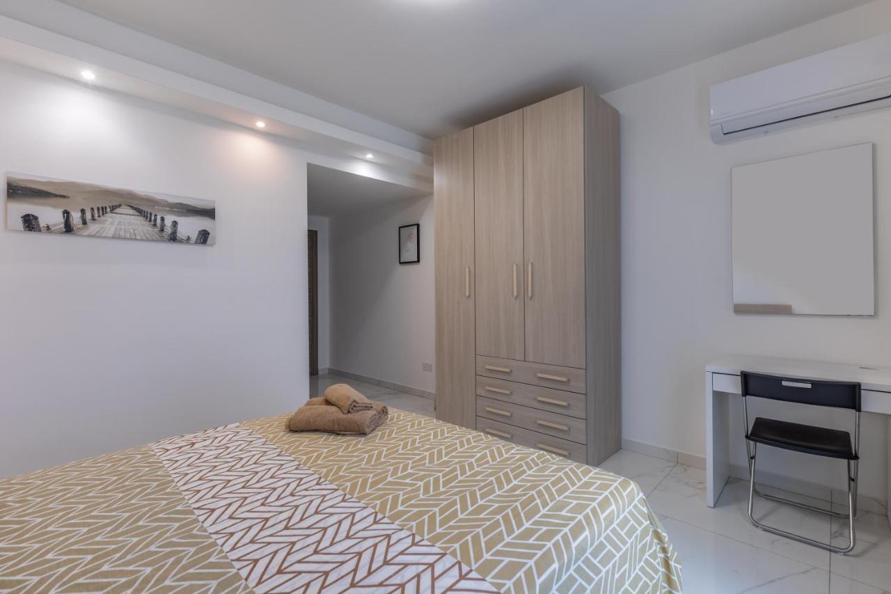 Terrace View-Stylish Two Bedrooms Fully Ac-Wifi Penthouse مسيدا المظهر الخارجي الصورة