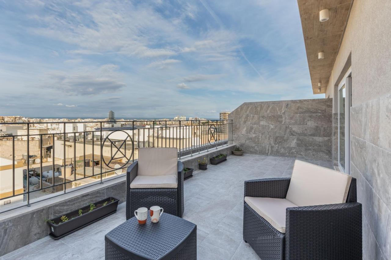 Terrace View-Stylish Two Bedrooms Fully Ac-Wifi Penthouse مسيدا المظهر الخارجي الصورة