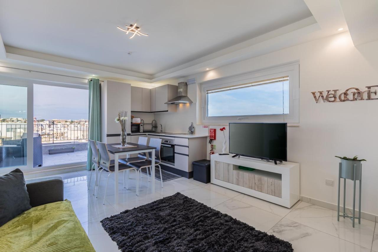 Terrace View-Stylish Two Bedrooms Fully Ac-Wifi Penthouse مسيدا المظهر الخارجي الصورة